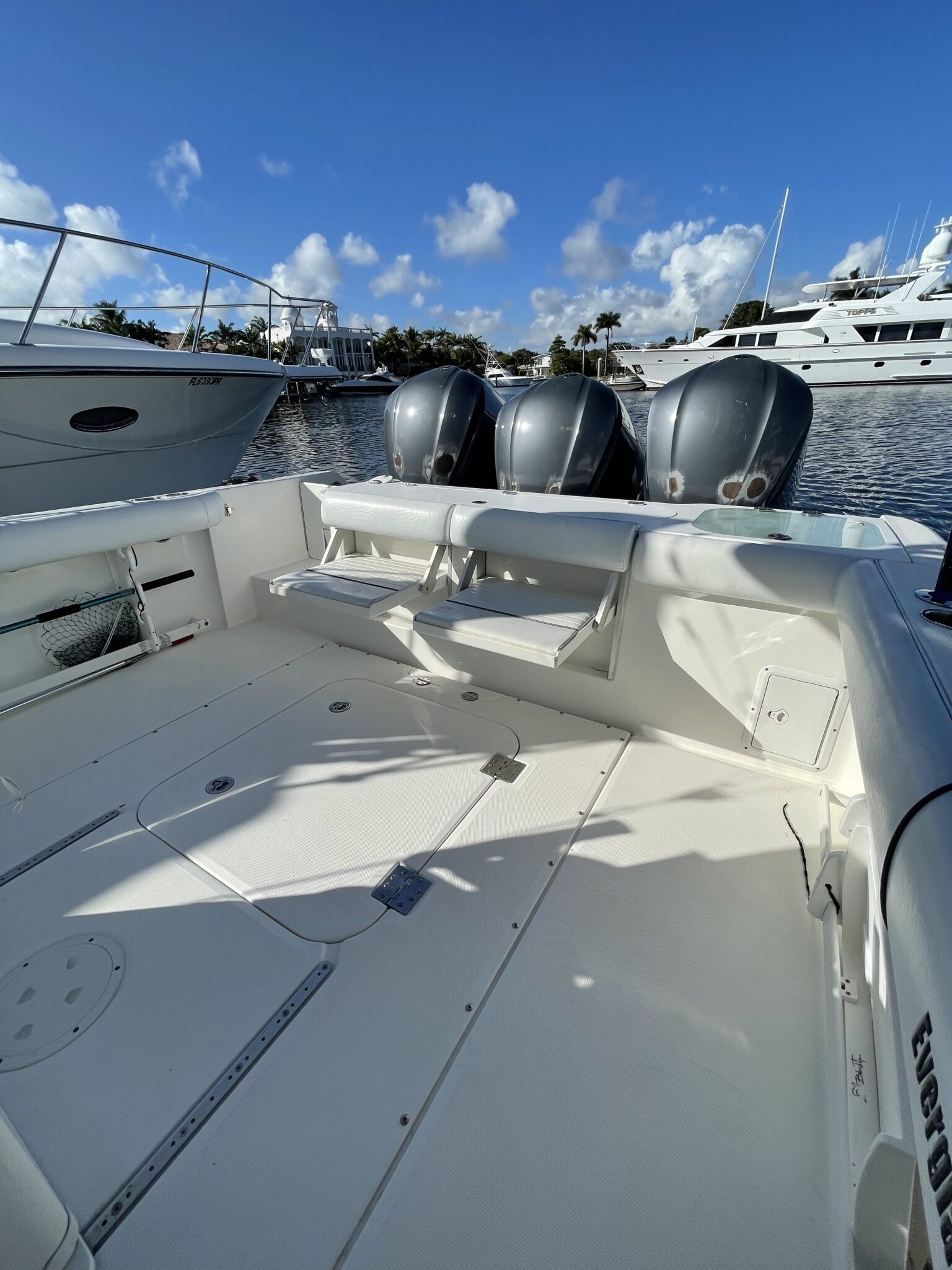 38LX Luxury Cabin Cruiser | Miami Sailfish Charters | Air Conditioning ...